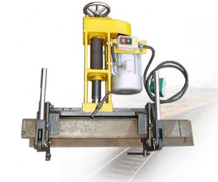 點(diǎn)擊查看詳細(xì)信息<br>標(biāo)題：三相電動(dòng)鋼軌鉆孔機(jī) 閱讀次數(shù)：2404