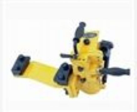 點(diǎn)擊查看詳細(xì)信息<br>標(biāo)題：YFZ-250型液壓方枕器 閱讀次數(shù)：2008