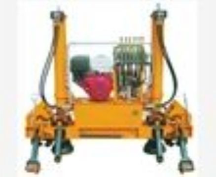 點(diǎn)擊查看詳細(xì)信息<br>標(biāo)題： JYQB-250x110型機(jī)動(dòng)液壓起撥道機(jī) 閱讀次數(shù)：2480