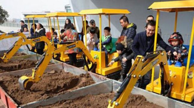 點(diǎn)擊查看詳細(xì)信息<br>標(biāo)題：游樂(lè)挖掘機(jī)價(jià)格優(yōu)惠 閱讀次數(shù)：2159