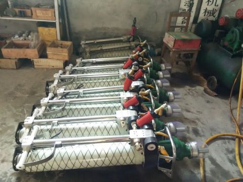 點(diǎn)擊查看詳細(xì)信息<br>標(biāo)題：MQT-120/2.8型氣動(dòng)錨桿鉆機(jī)15898635797 0537-3202711 閱讀次數(shù)：50938