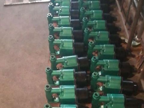 點(diǎn)擊查看詳細(xì)信息<br>標(biāo)題：氣板機(jī) 閱讀次數(shù)：2302