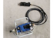 點(diǎn)擊查看詳細(xì)信息<br>標(biāo)題：錨索張拉機(jī)具 閱讀次數(shù)：1690