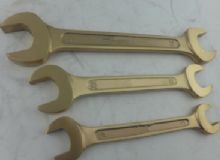 點擊查看詳細信息<br>標題：防爆雙呆扳手 閱讀次數(shù)：165